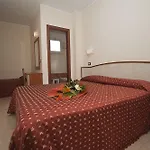 Harmony Con Piscina Panoramica Отель