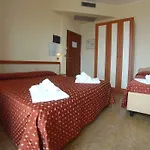 Harmony Con Piscina Panoramica Отель 3*