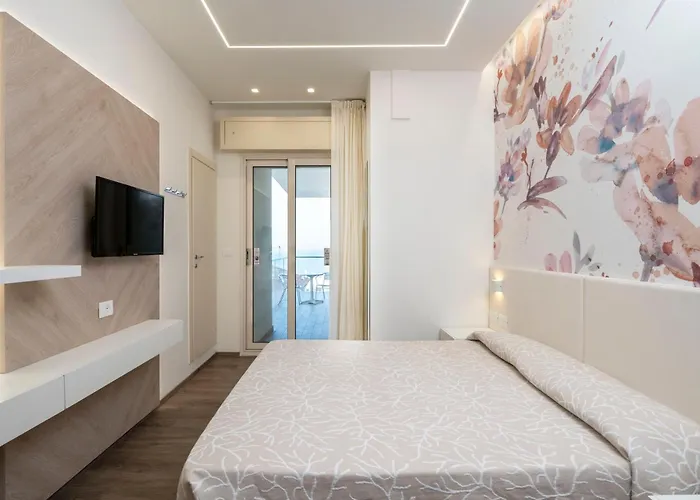 Harmony Con Piscina Panoramica Rimini