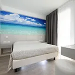 Hotel Harmony Con Piscina Panoramica Rimini