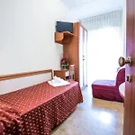 Hotel Harmony Con Piscina Panoramica Rimini