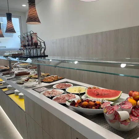 Hotel Harmony Con Piscina Panoramica 3*