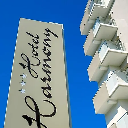 Harmony Con Piscina Panoramica Otel Rimini