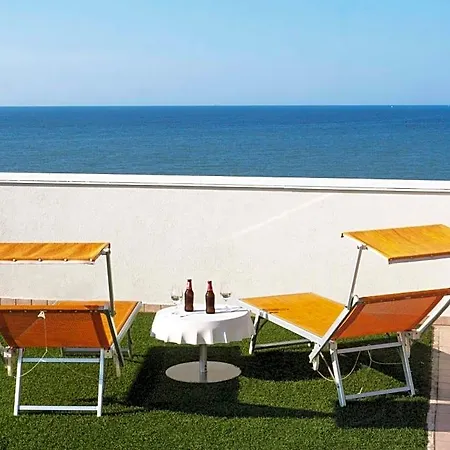 Harmony Con Piscina Panoramica Rimini