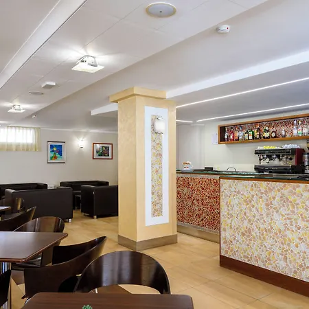 Harmony Hotel 3*