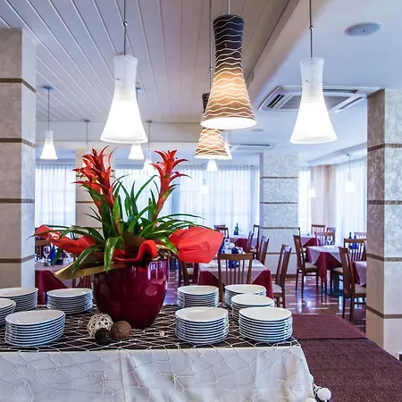 Harmony Con Piscina Panoramica 3*