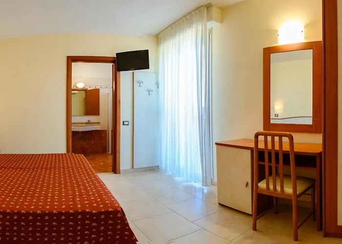 Harmony Con Piscina Panoramica Hotell Rimini