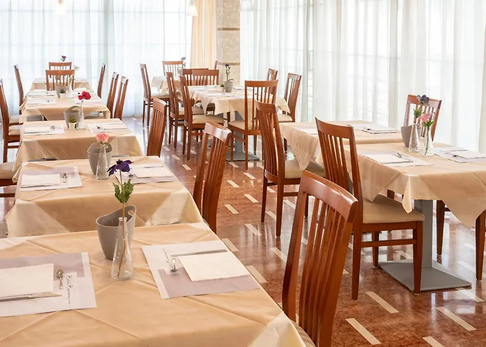 Harmony Con Piscina Panoramica Hotell 3*