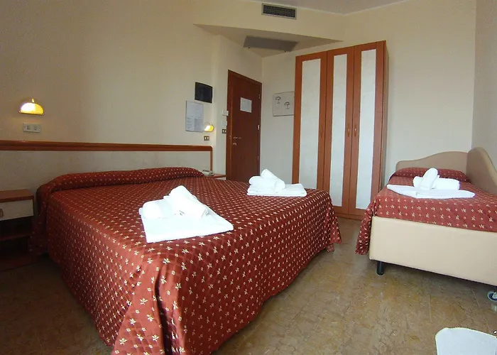 Harmony Con Piscina Panoramica Hotell 3*