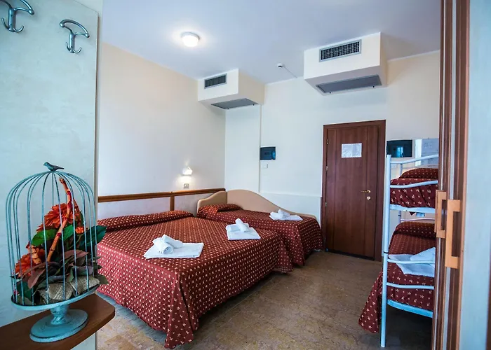 Harmony Con Piscina Panoramica Hotell Rimini