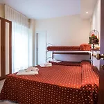 فندق Harmony Con Piscina Panoramica 3*