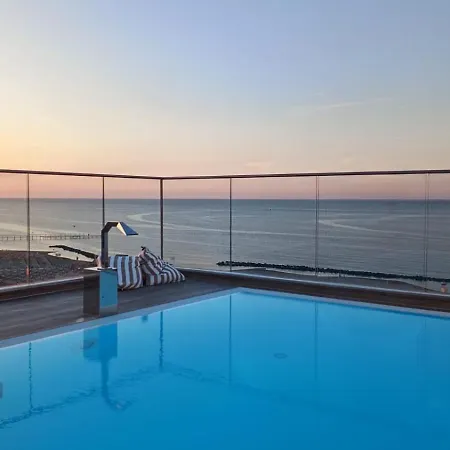 Harmony Con Piscina Panoramica 호텔 3*