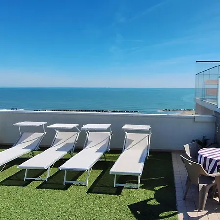 Harmony Hotel 3*