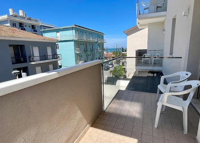 Harmony Con Piscina Panoramica ホテル 3*