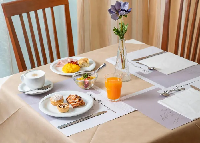 Harmony Con Piscina Panoramica Otel Rimini