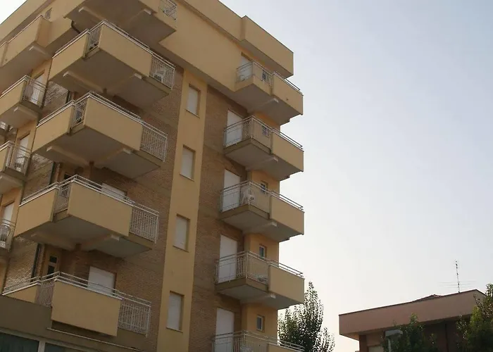 Harmony Con Piscina Panoramica ホテル 3*