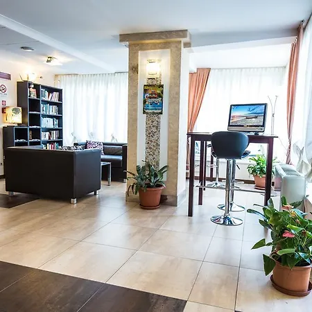 Harmony Con Piscina Panoramica Отель Римини