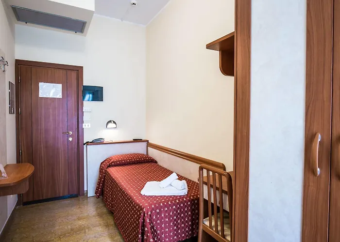 Harmony Con Piscina Panoramica מלון רימיני